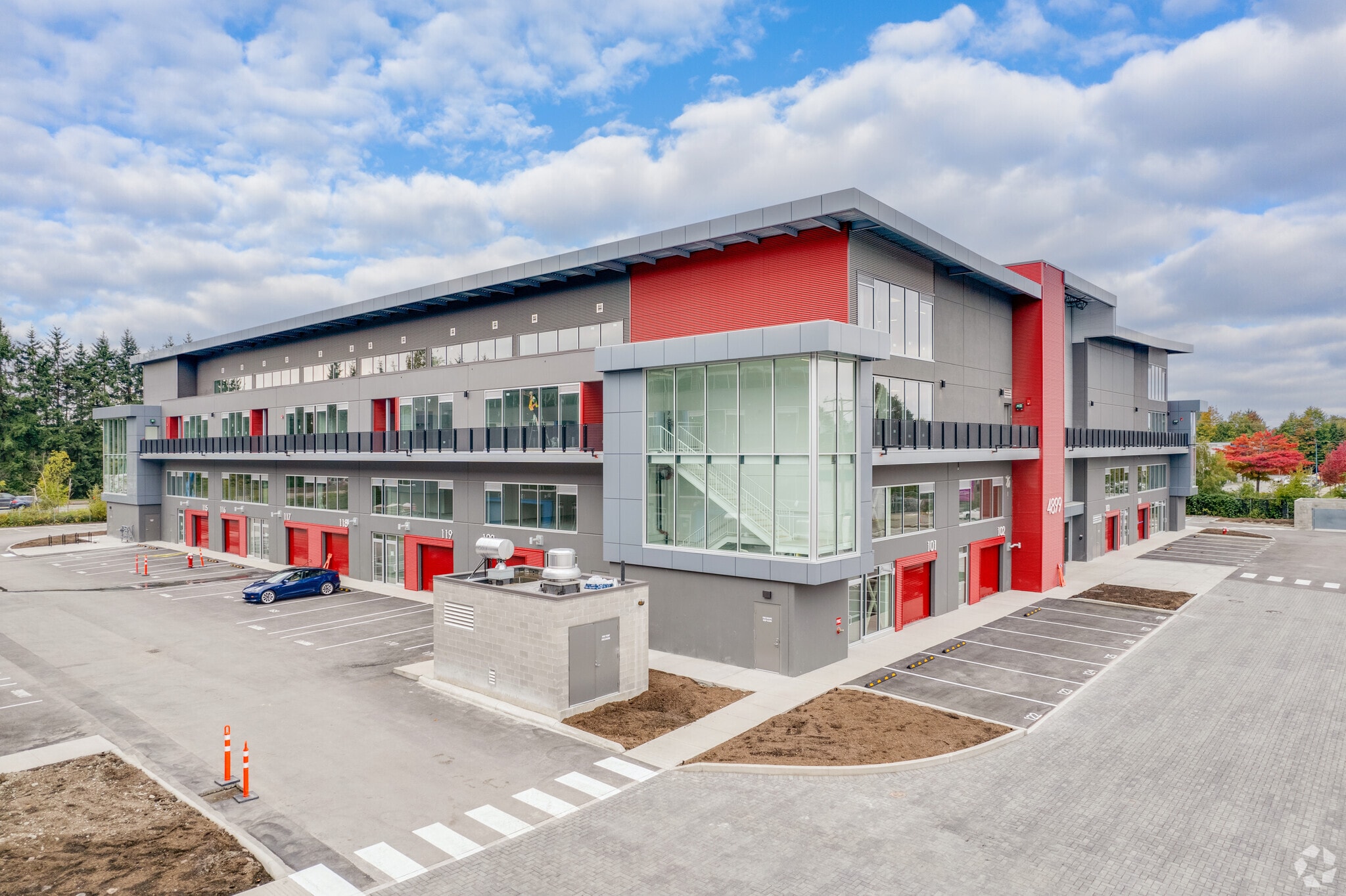 4888 Vanguard Rd, Richmond, BC for lease Primary Photo- Image 1 of 25