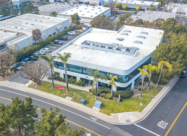 Plus de détails pour 1000 Calle Amanecer, San Clemente, CA - Flex à vendre