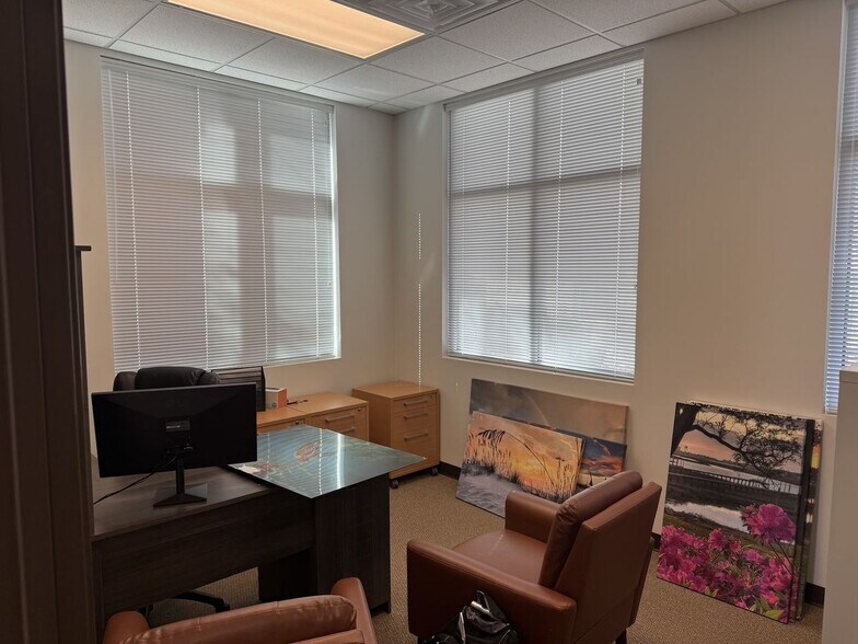 3806 Peachtree Ave, Wilmington, NC for lease - Building Photo - Image 2 of 15