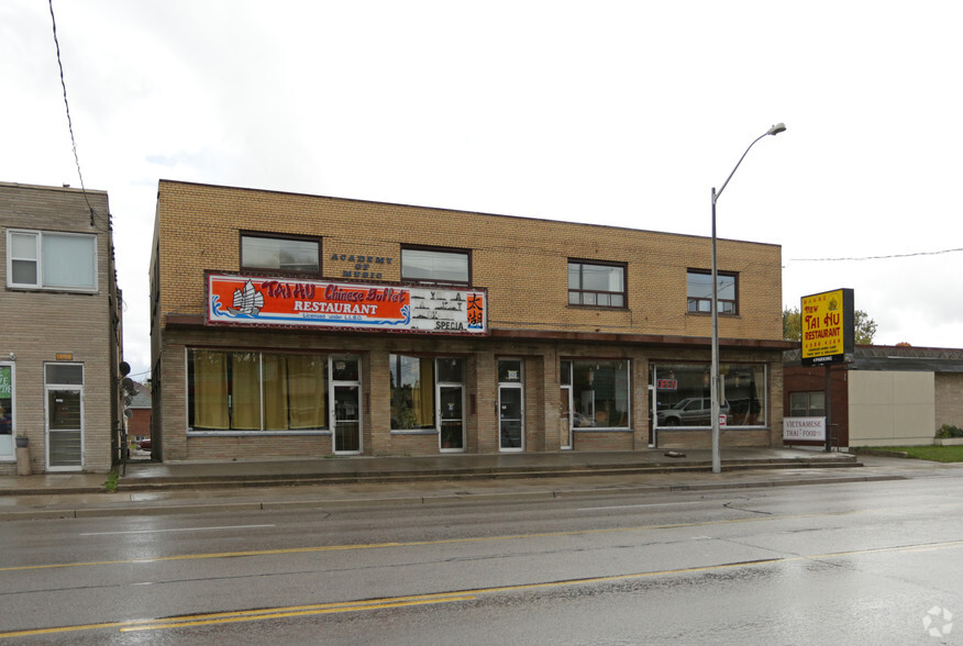 1625-1627 Dundas St, London, ON for lease - Building Photo - Image 2 of 2