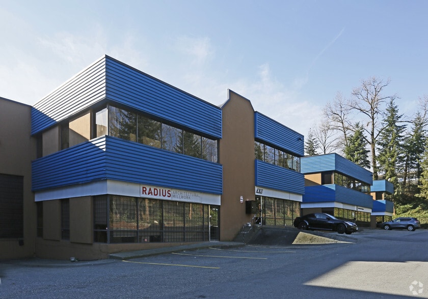 8575 Government St, Burnaby, BC for lease - Building Photo - Image 2 of 7