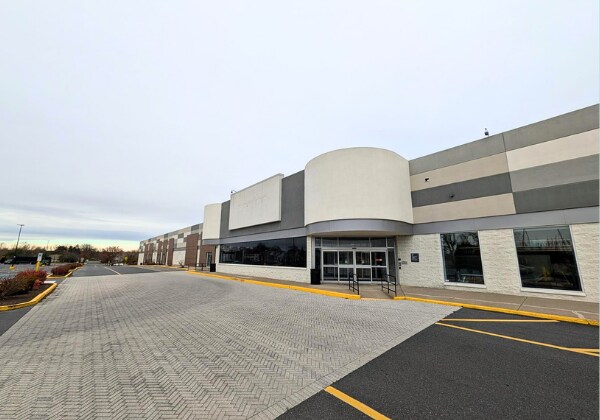 1015 Club Ave, Bethlehem, PA à louer Photo du bâtiment- Image 1 de 6