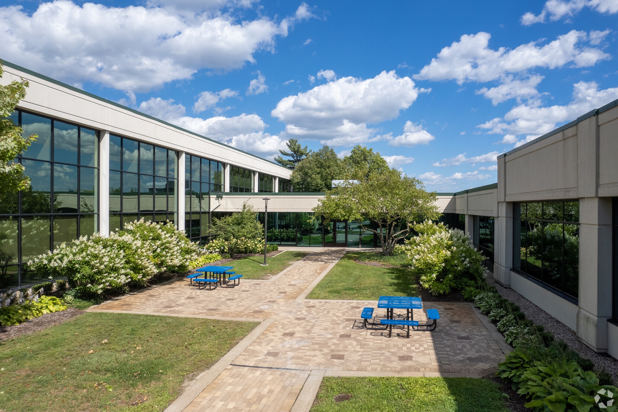 5600 Crooks Rd, Troy, MI for sale Building Photo- Image 1 of 11