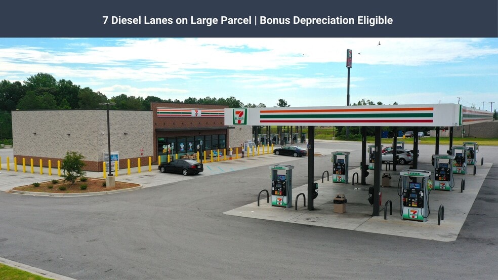 21420 Hwy 221, Laurens, SC for sale - Primary Photo - Image 1 of 4