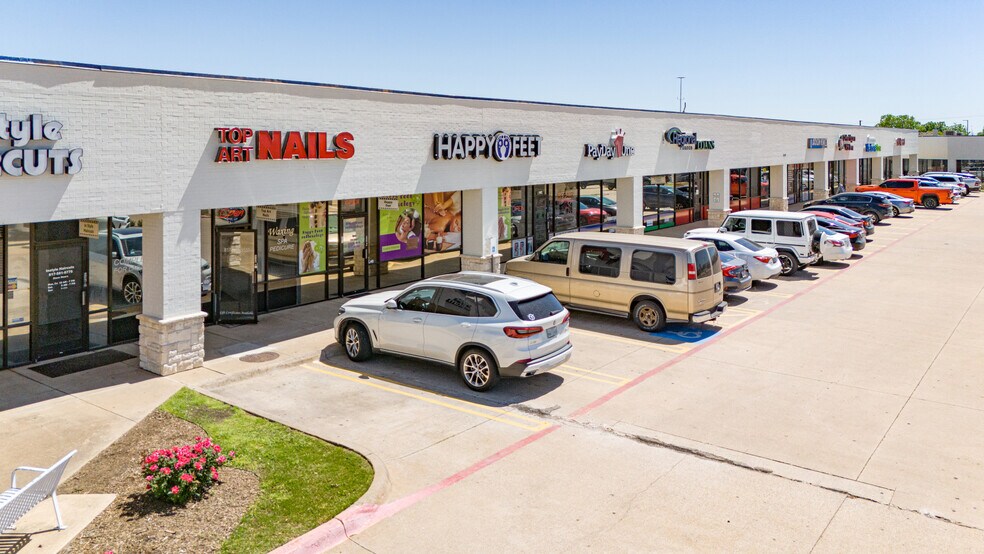 6246 Rufe Snow Dr, Fort Worth, TX à louer - Photo du bâtiment - Image 2 de 37