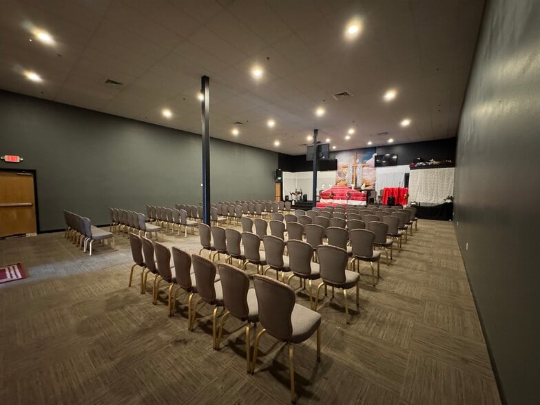 104-224 Holly St, Nampa, ID for lease - Building Photo - Image 3 of 5