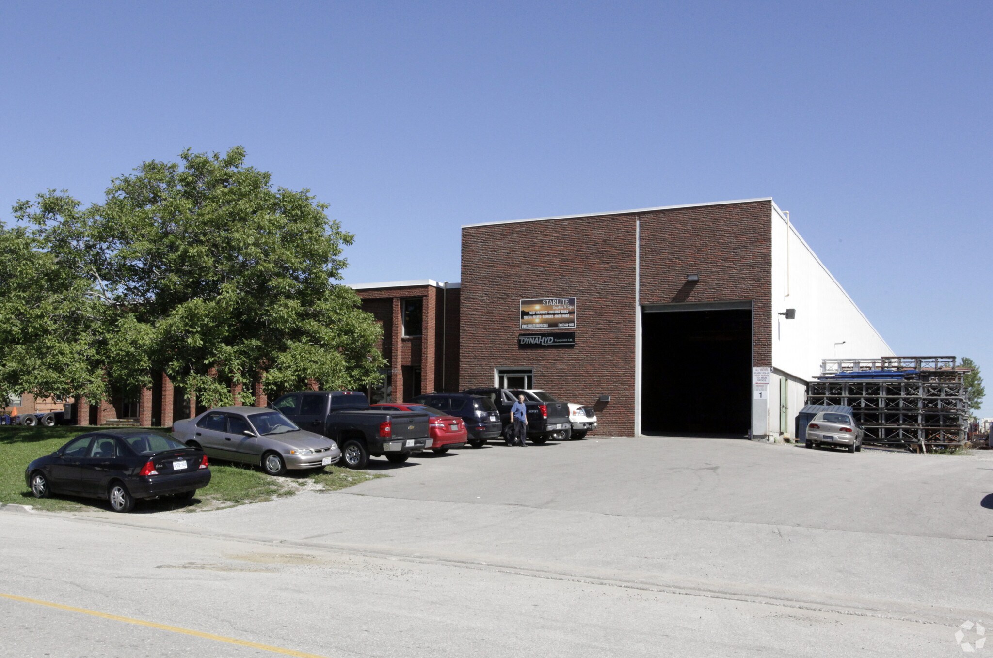 31 Maplecrete Rd, Vaughan, ON à vendre Photo principale- Image 1 de 1