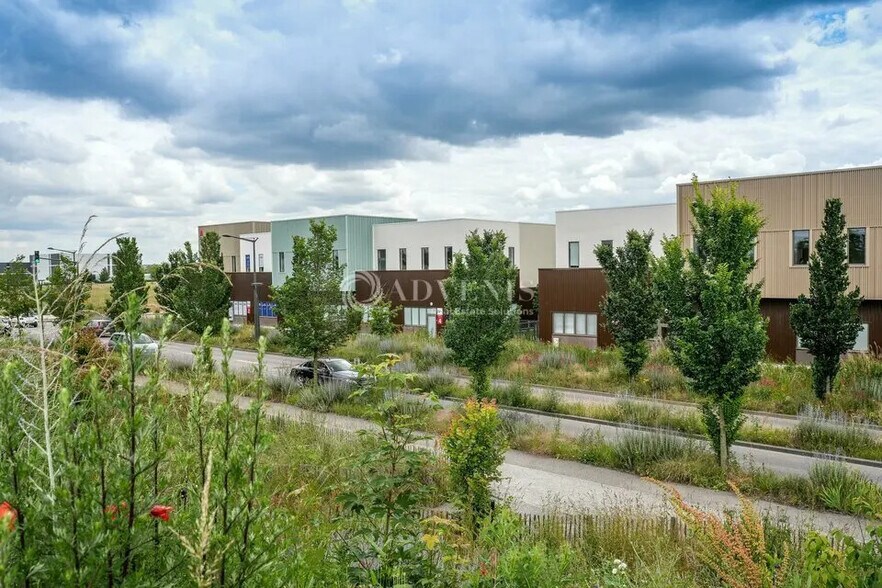 Flex dans Buchelay à louer - Photo du bâtiment - Image 1 de 8