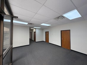 2636 Walnut Hill Ln, Dallas, TX for lease Interior Photo- Image 2 of 5