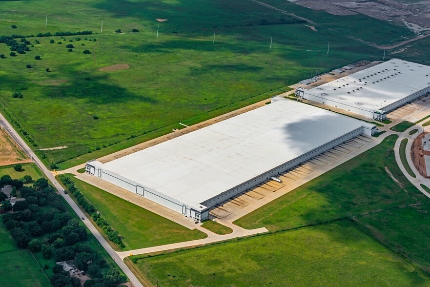 2193 Discovery Hills Pky, Brookshire, TX for lease - Building Photo - Image 2 of 6