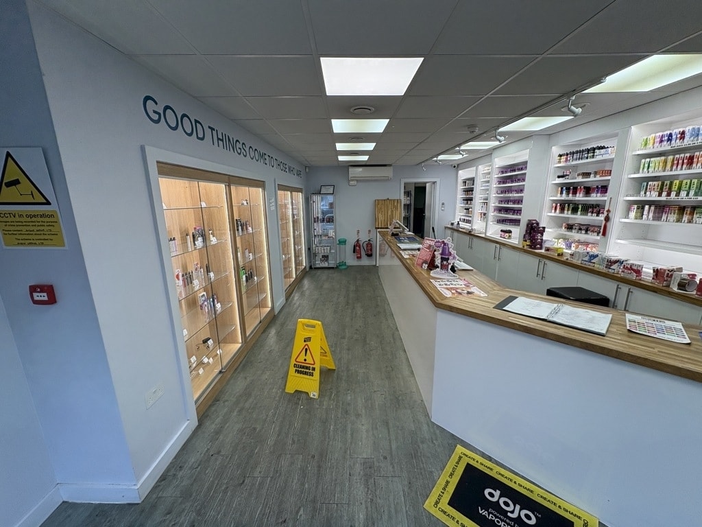 42 Market St, Eastleigh for lease Interior Photo- Image 1 of 6