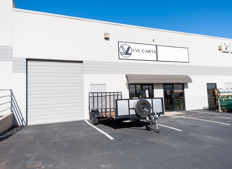 677 N 3050 E, Saint George, UT à louer - Photo du bâtiment - Image 2 de 7