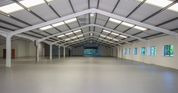 Stakehill Ln, Manchester for lease Interior Photo- Image 1 of 3