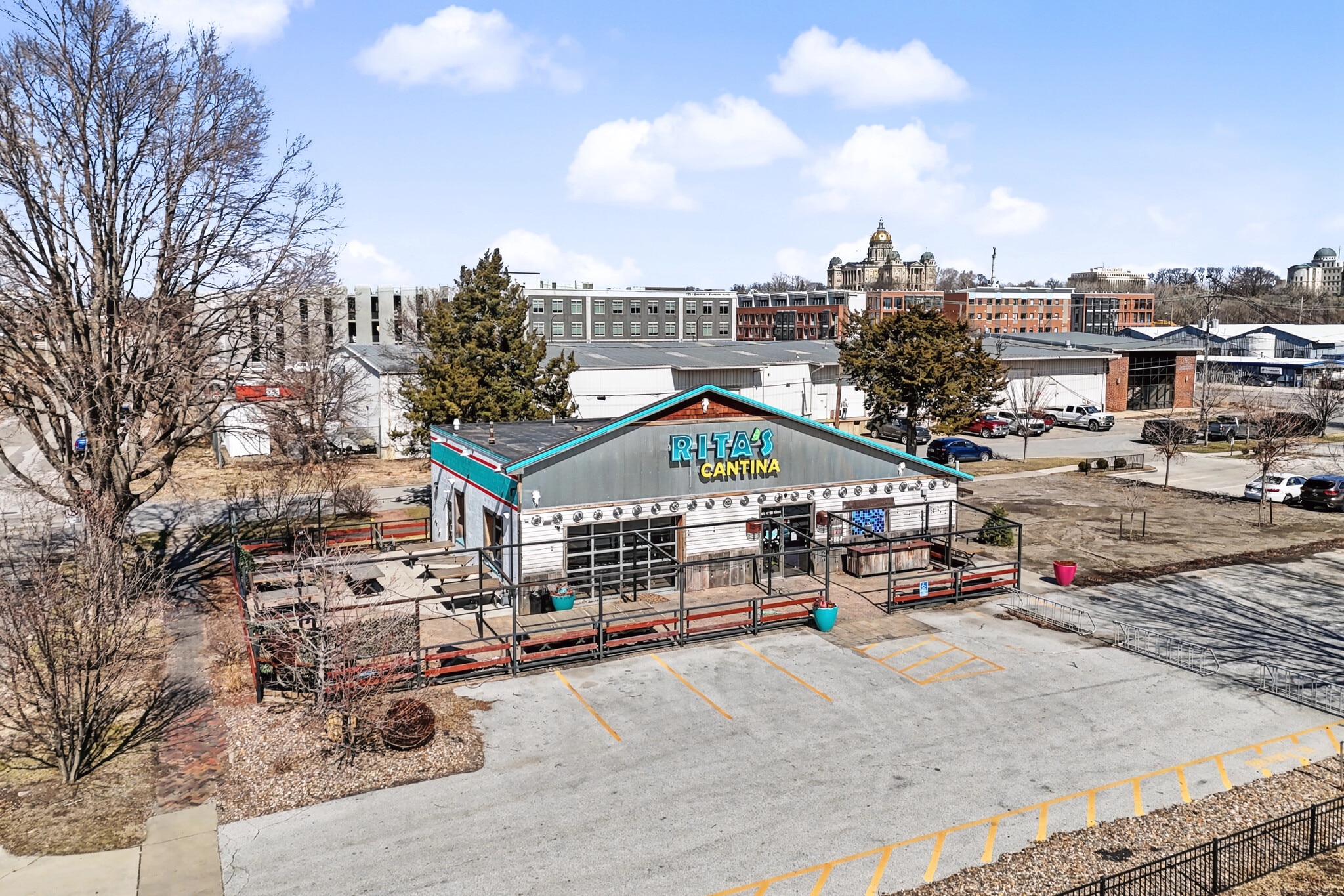 401 SE 6th St, Des Moines, IA for lease Primary Photo- Image 1 of 10