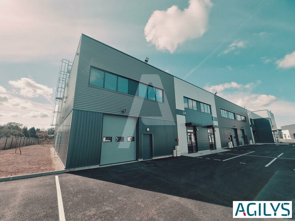 29 Rue Elsa Triolet, Savigny-le-Temple for lease Building Photo- Image 1 of 13