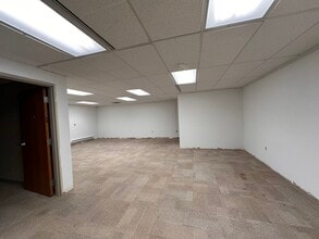 4450 Cascade Rd SE, Grand Rapids, MI à vendre Photo intérieure- Image 1 de 6