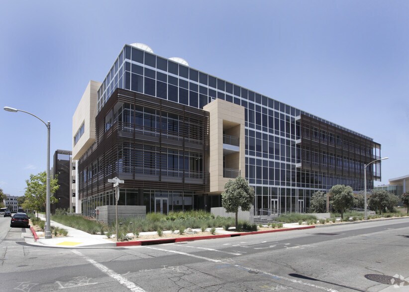 331 Foothill Rd, Beverly Hills, CA for lease - Building Photo - Image 2 of 4