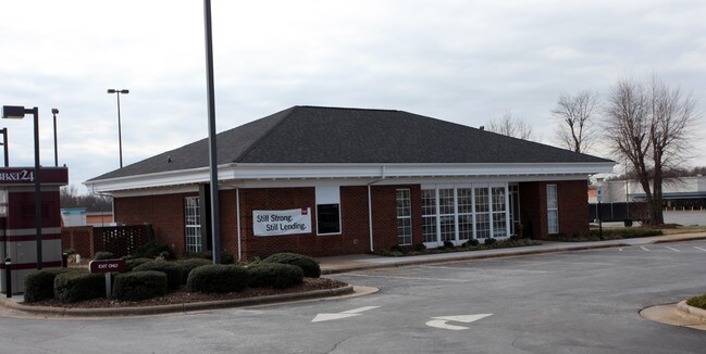 Plus de détails pour 1774 E Dixon Blvd, Shelby, NC - Commerce de détail à louer