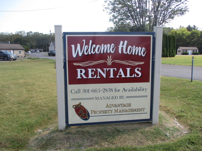 13725 Pennsylvania Ave, Hagerstown, MD à vendre - Photo du bâtiment - Image 1 de 15