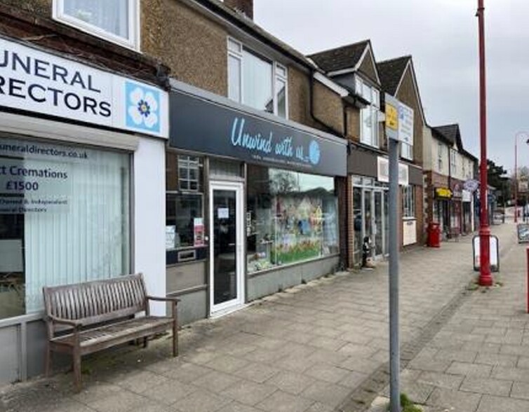 150 Station Rd, West Moors for lease - Building Photo - Image 2 of 5