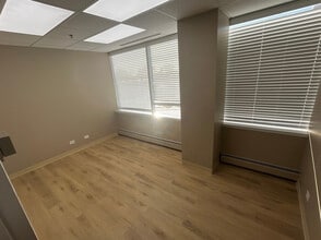 1733 Park St, Naperville, IL à louer Photo intérieure- Image 2 de 6