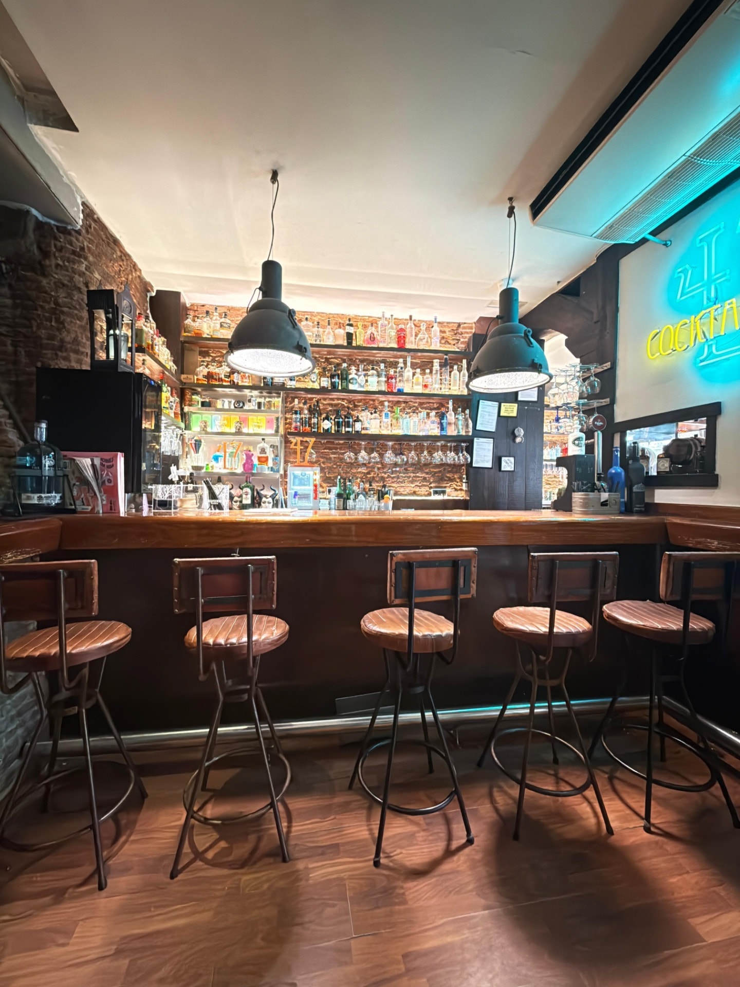 Retail in Madrid, Madrid for lease Primary Photo- Image 1 of 6