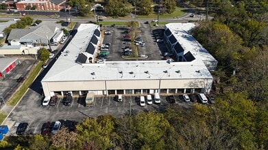 4825 Trousdale Dr, Nashville, TN for lease Interior Photo- Image 2 of 16