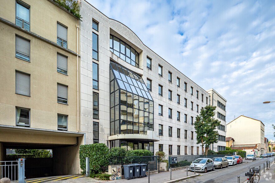 12 Bis Rue Guilloud, Lyon for lease - Building Photo - Image 2 of 5