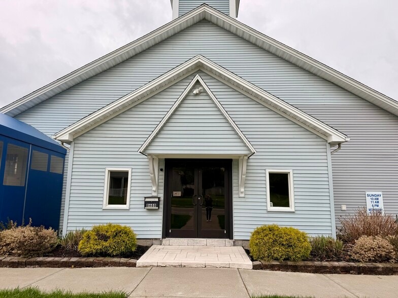 8688 S Main St, Eden, NY for sale - Building Photo - Image 2 of 42