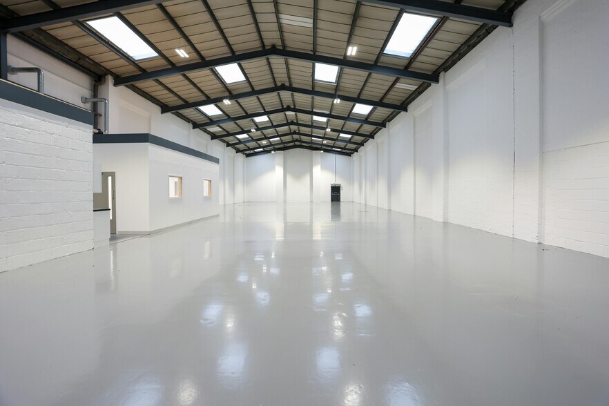 Bromsgrove Rd, Halesowen for lease - Building Photo - Image 3 of 25