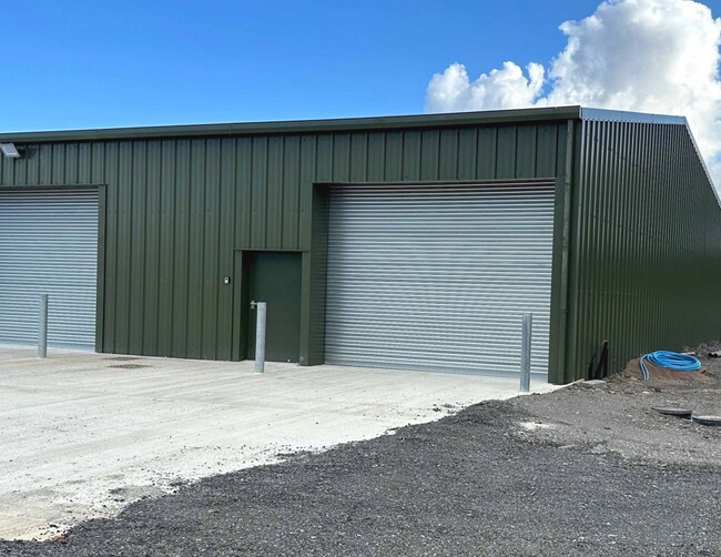 Plus de détails pour 1-5 Thorne Cross Farm, Cheriton Bishop - Industriel à louer