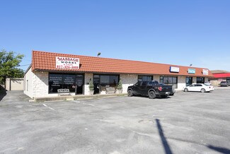 Plus de détails pour 131-145 NW Hillery St, Burleson, TX - Industriel à louer
