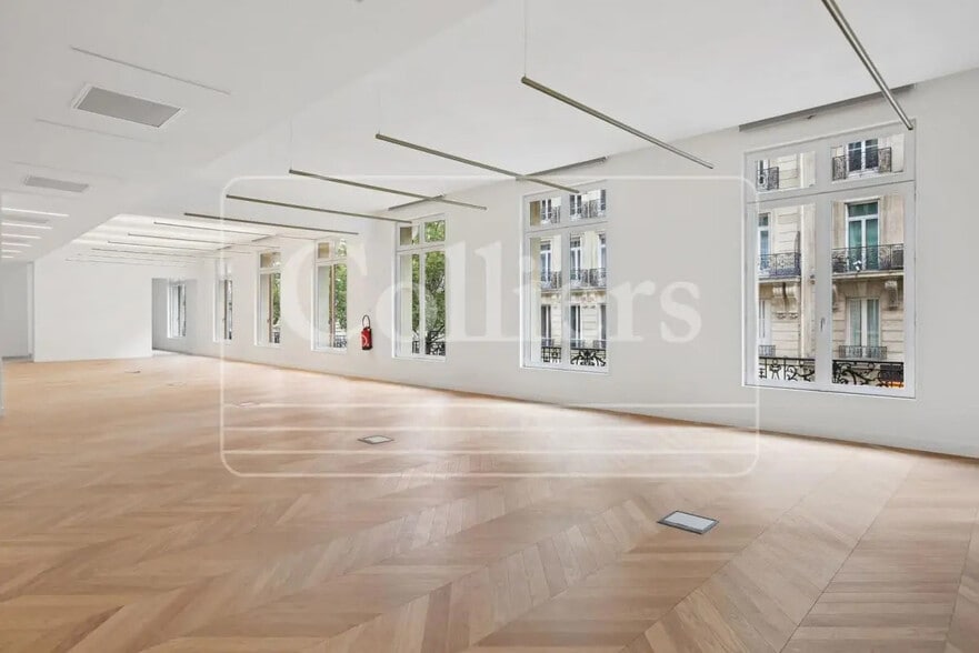 Flex in Paris for lease - Building Photo - Image 3 of 13
