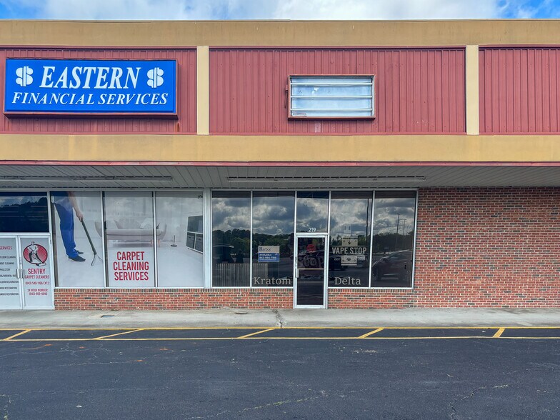 227 Robertson Blvd, Walterboro, SC à louer - Photo du bâtiment - Image 2 de 10