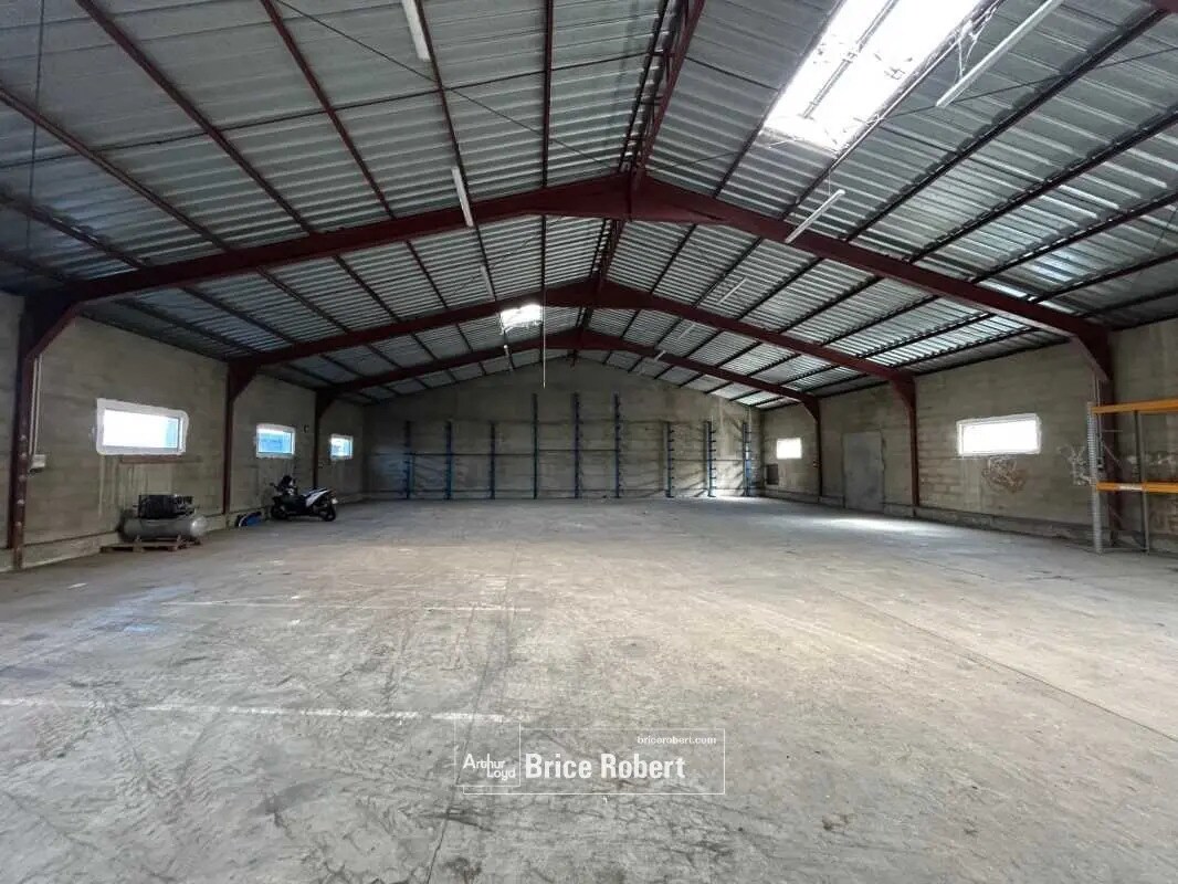 Bureau dans Irigny à louer Photo intérieure- Image 1 de 6