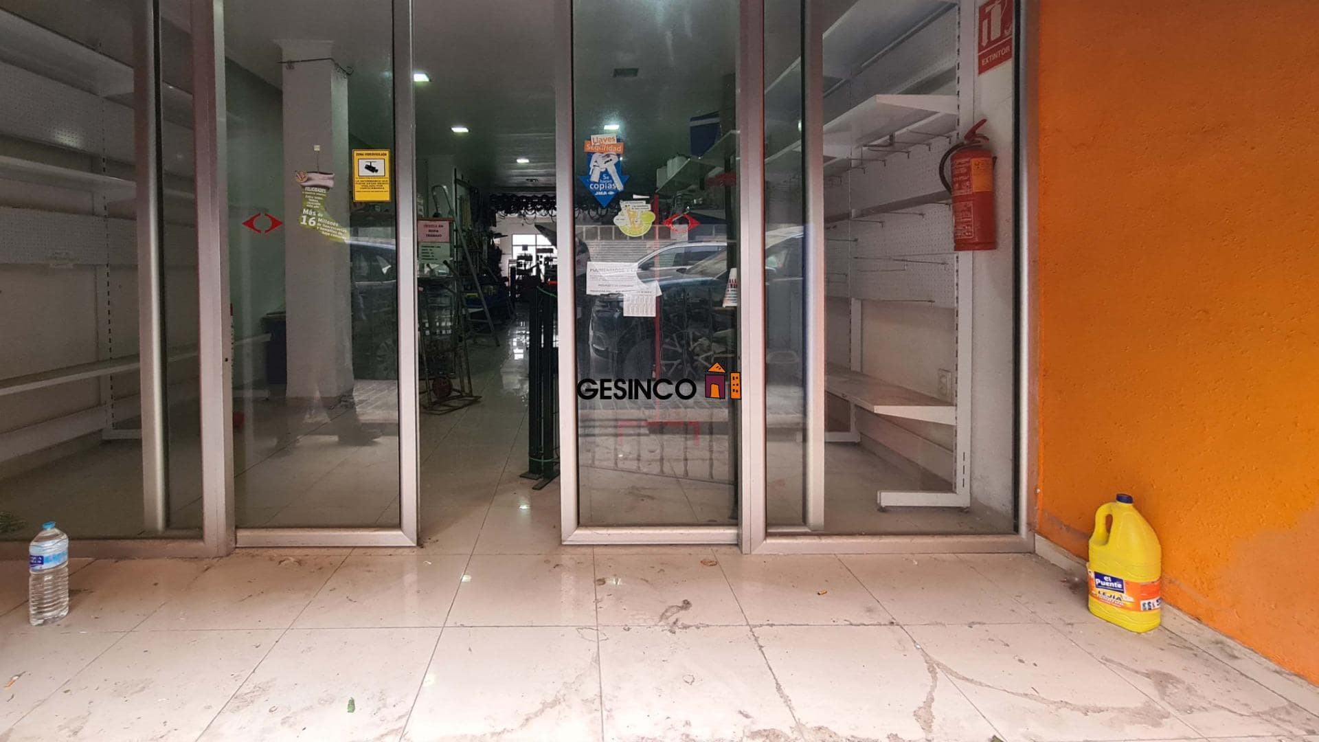 Carrer del Music Enric Casanova, 13, Ontinyent, Valencia for lease Lobby- Image 1 of 9