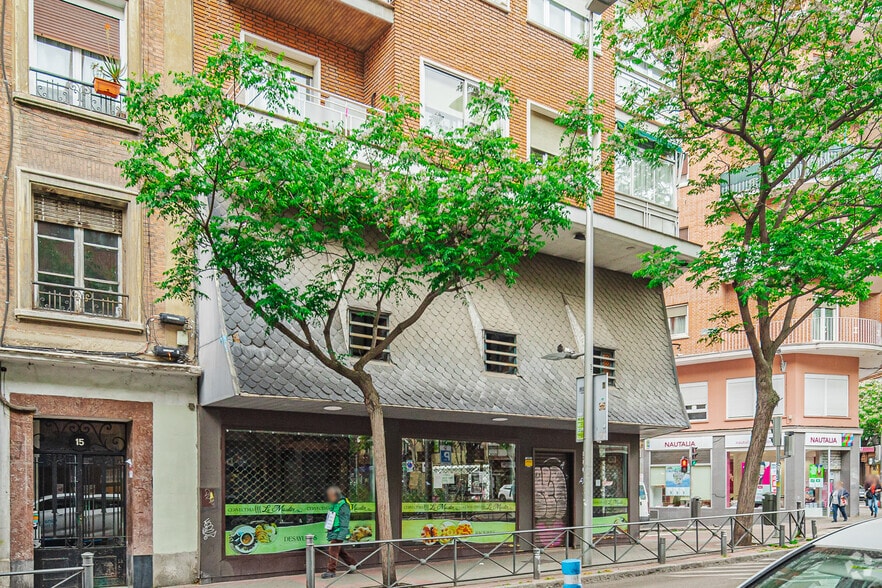 Calle Jerónima Llorente, 1, Madrid, Madrid à louer - Photo du bâtiment - Image 2 de 12