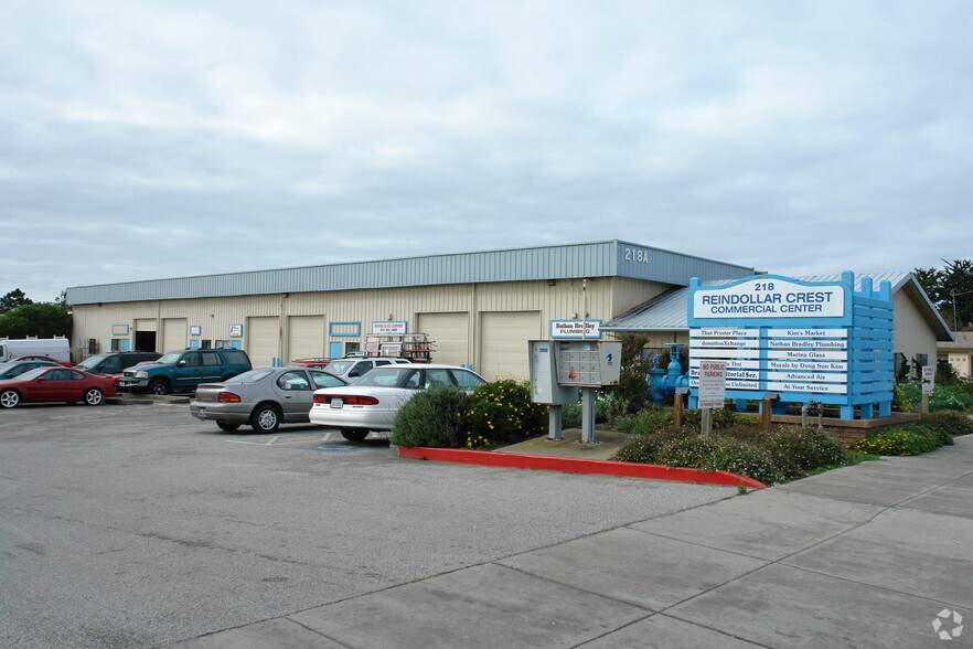 218 Reindollar Ave, Marina, CA à louer - Photo du bâtiment - Image 3 de 4