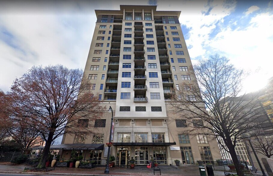 565 Peachtree St NE, Atlanta, GA à louer - Photo du bâtiment - Image 1 de 12