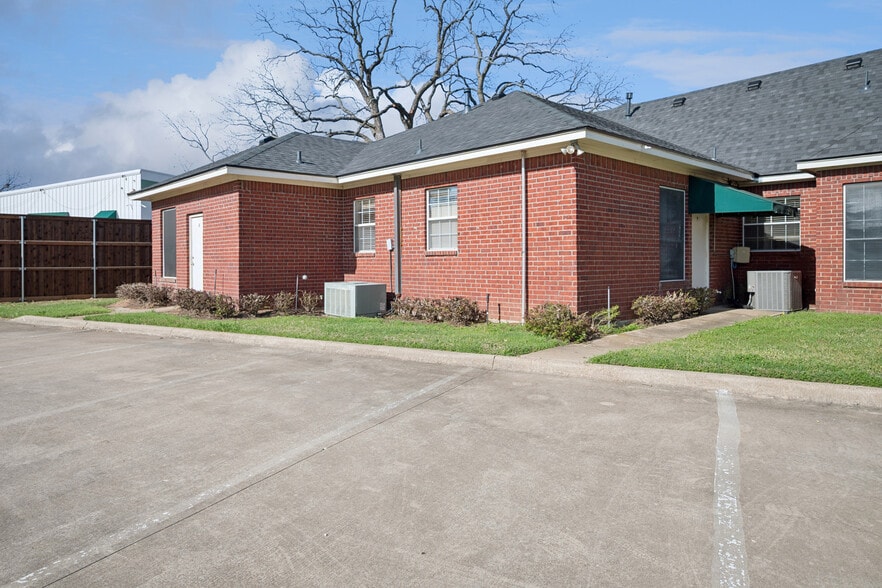 6407 Colleyville Blvd, Colleyville, TX for lease - Building Photo - Image 2 of 33