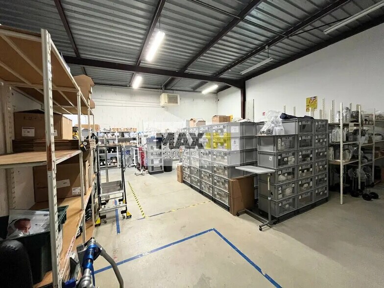 19 Rue Des Grandes Varennes, Ahuy à louer - Photo intérieure - Image 3 de 4