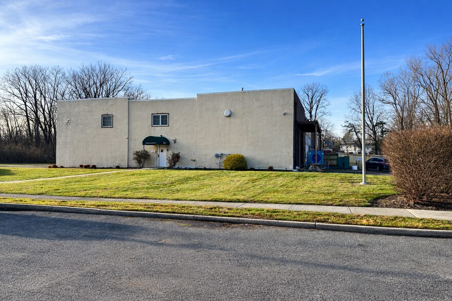 30 Rockland Park Ave, Tappan, NY à louer - Photo du bâtiment - Image 3 de 20