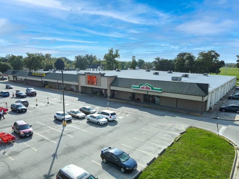 185 N Kennedy Dr, Bradley, IL à louer - Photo du bâtiment - Image 3 de 17