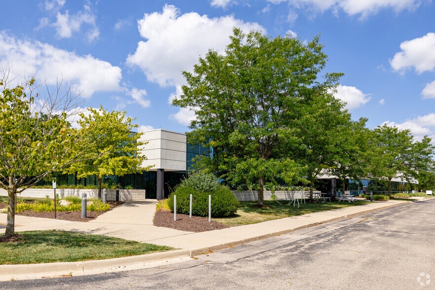 5430 Data Ct, Ann Arbor, MI for lease - Building Photo - Image 2 of 3