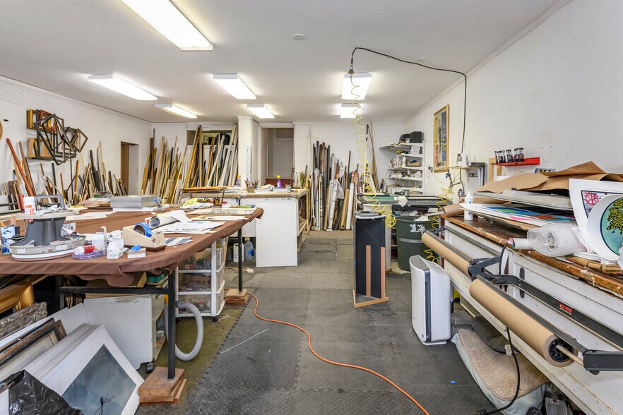 1824 Sir Francis Drake Blvd, Fairfax, CA à vendre - Photo intérieure - Image 2 de 17