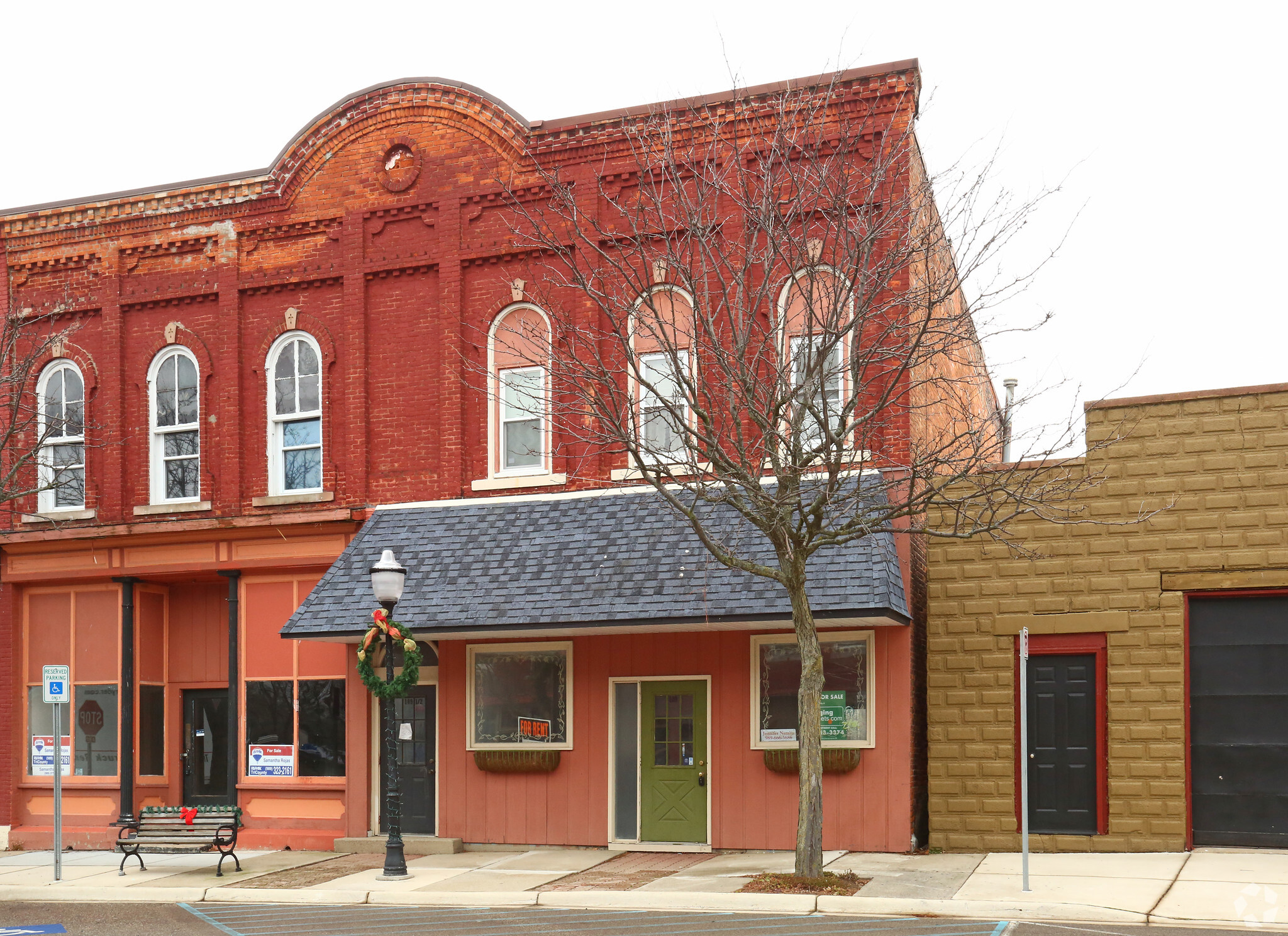 109 E Main St, Vernon, MI à vendre Photo principale- Image 1 de 1