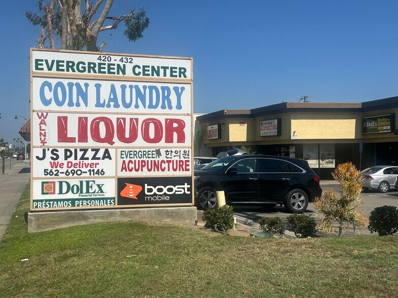 420-432 W La Habra Blvd, La Habra, CA à louer - Photo du bâtiment - Image 2 de 11