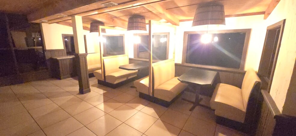 1401 Texas 16, Graham, TX for sale - Building Photo - Image 2 of 35