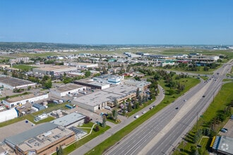 2443 42 Av NE, Calgary, AB - AÉRIEN  Vue de la carte - Image1