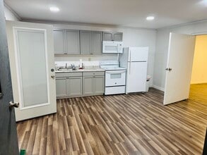 163 Asten Rd, Clinton, SC for sale Interior Photo- Image 2 of 9